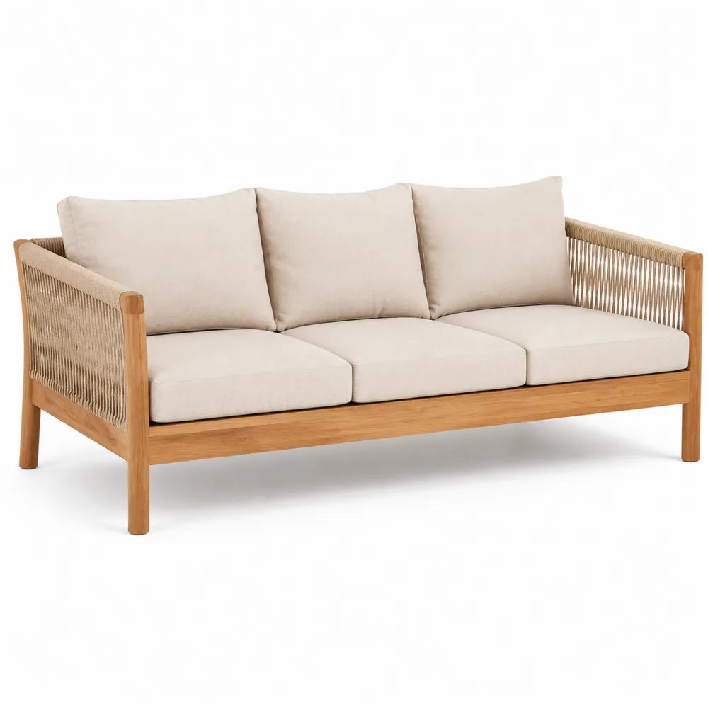 Sofa ogrodowa drewniana 3-osobowa z beżowymi poduszkami